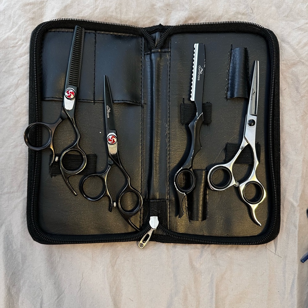 Like New Professional Cutting Scissors/ shears Set